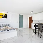 아파트 Home2book Bright Ocean View Tabaiba