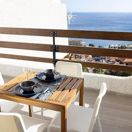 Apartment Home2book Bright Ocean View