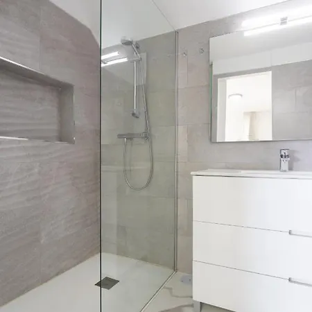 Apartment Home2book Bright Ocean View *