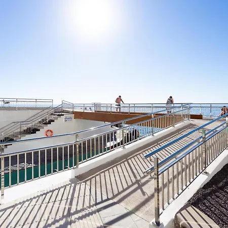 Home2book Bright Ocean View Appartamento *