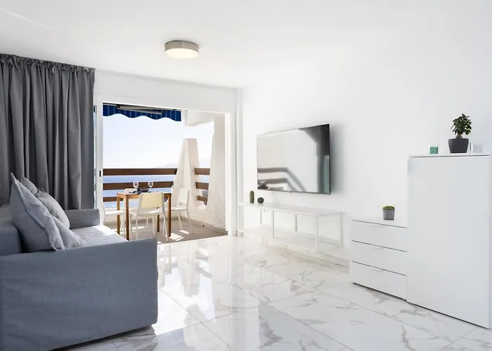 Home2book Bright Ocean View